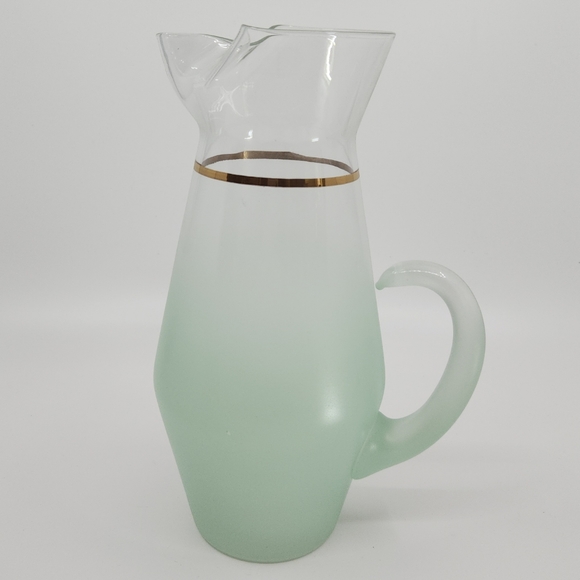 Vtg MCM West Virginia Blendo Glass Ice Lip Pitcher Frosted Green Gold Trim 9.5" - Picture 1 of 13